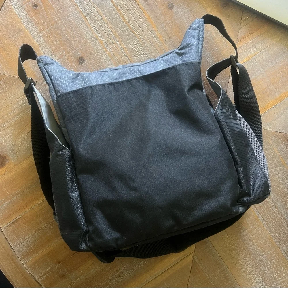 ICON‎ Camcorder Camera Bag Case Tote Messenger Bag